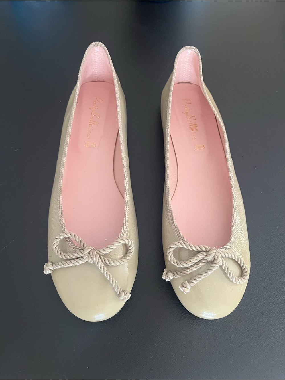 Pretty Ballerinas Beige Quilted Ballet Flats with Rope Bow